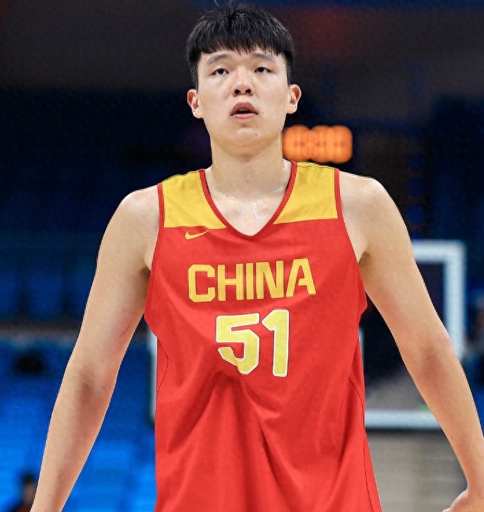 姚易后第一位中国首轮秀！杨瀚森和开拓者的合同为四年2139万